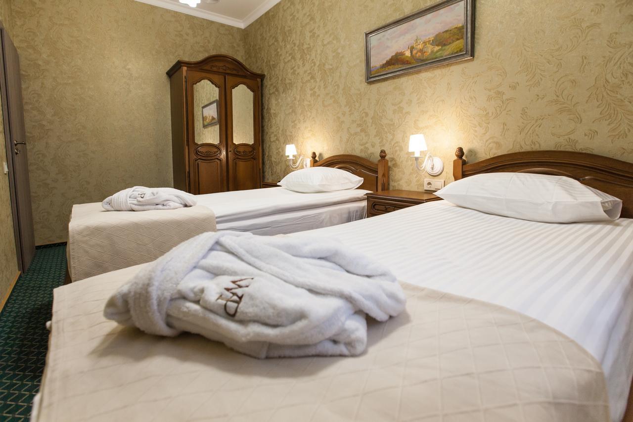 West Park Hotel Sofiivska Borshchahivka Bagian luar foto